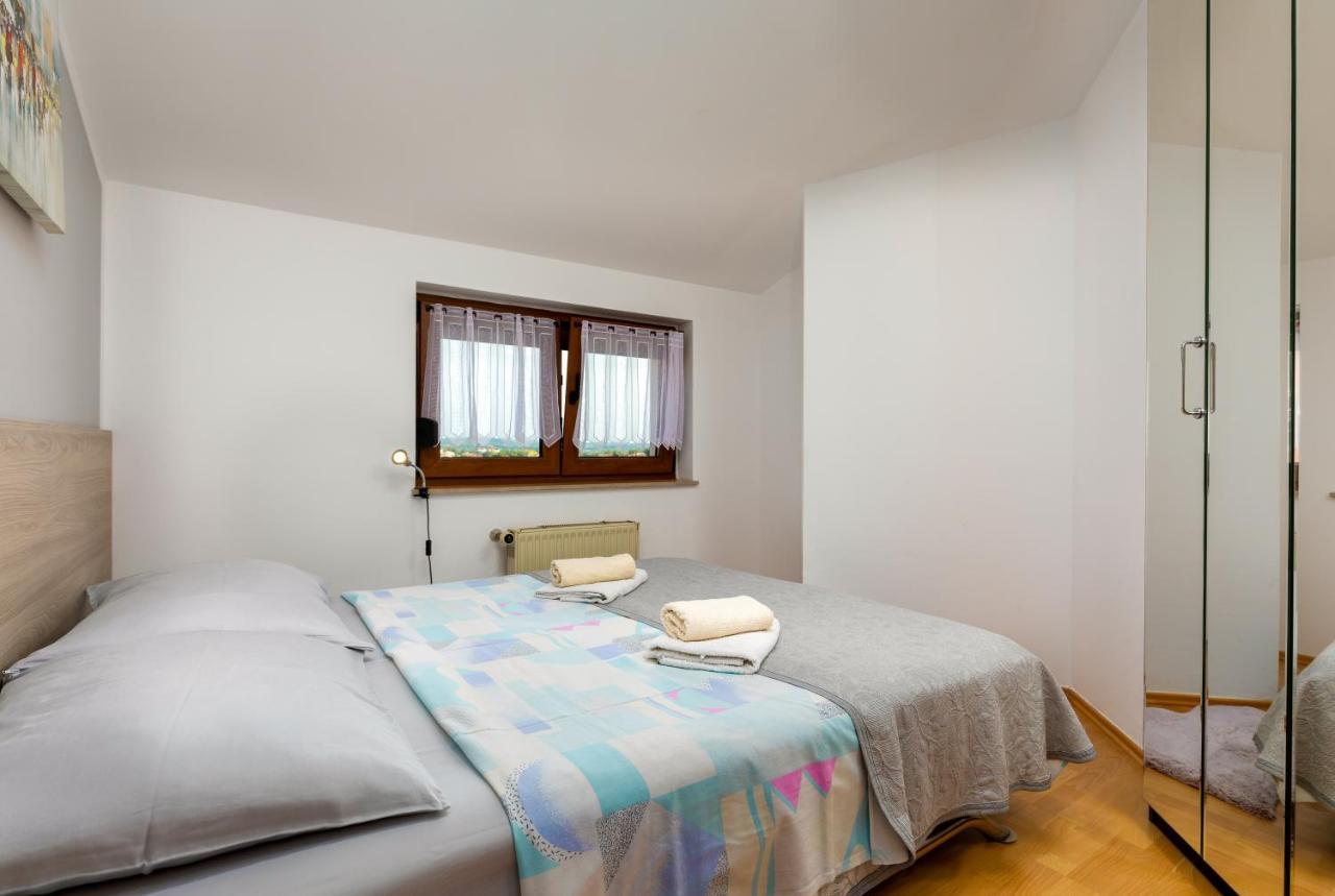 Apartments Kristina Rovinj Buitenkant foto