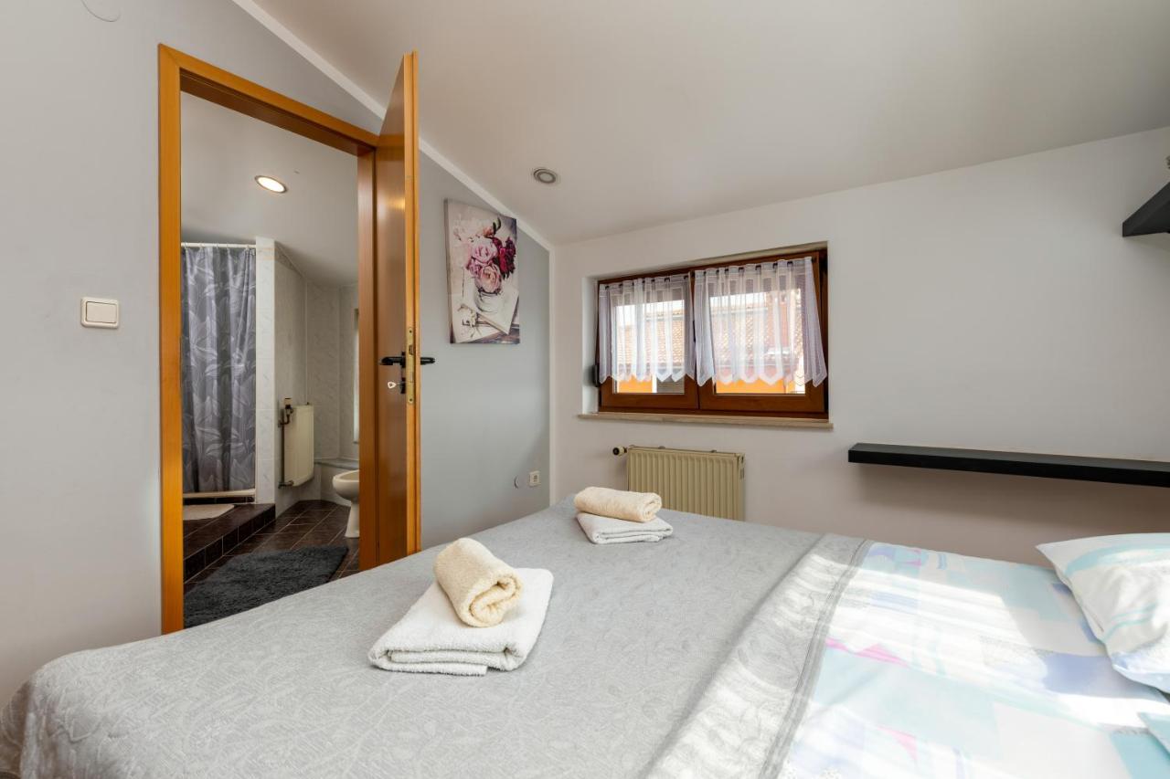 Apartments Kristina Rovinj Buitenkant foto
